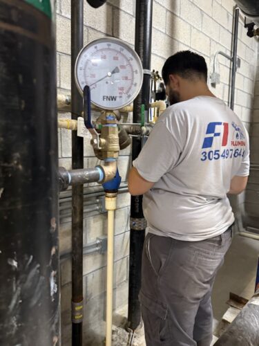 Emergency plumber in Miami F1 Plumbing Corp.
