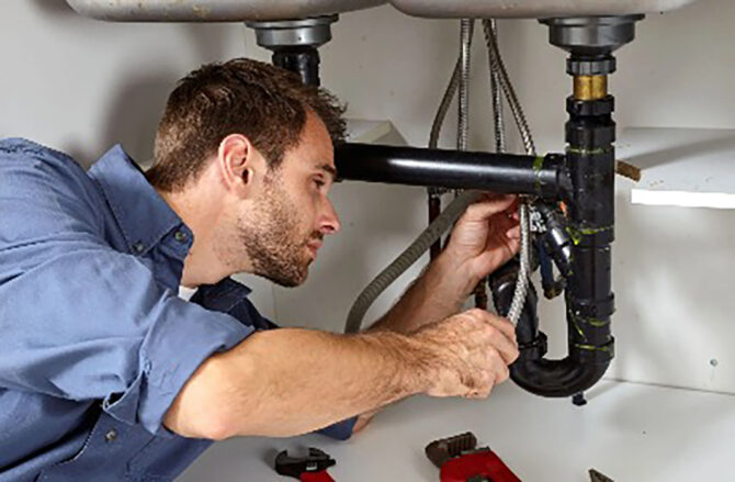 Emergency plumber in Riverside First Choice Plumbing, Heating and Air Conditioning - Riverside Emergency plumber in Riverside First Choice Plumbing, Heating and Air Conditioning - Riverside