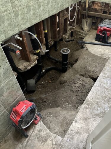 Emergency plumber in Lakewood Hire-Me Plumbing, Inc.