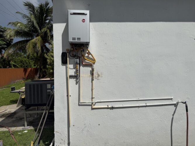 Emergency plumber in Miami JR House Gas & Plumbing Inc.