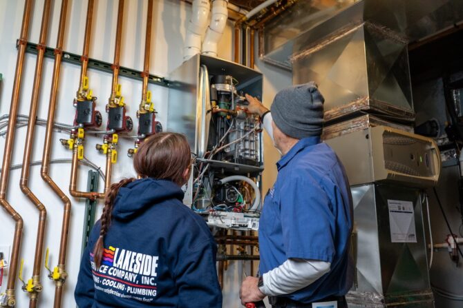 Emergency plumber in Brighton Lakeside Service Co.