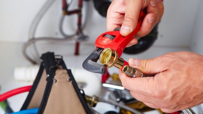 Emergency plumber in Janesville Lenz Plumbing & Heating Inc