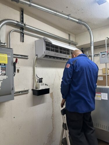 Emergency plumber in Oxnard Maxx Grip Plumbing & Sewer Service Inc.