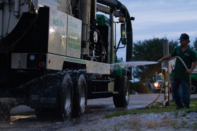 Emergency plumber in Vero Beach Meeks Plumbing Inc.