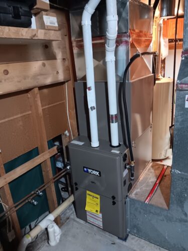Emergency plumber in Montevideo Mitlyng Electric, HVAC, Plumbing & Refrigeration