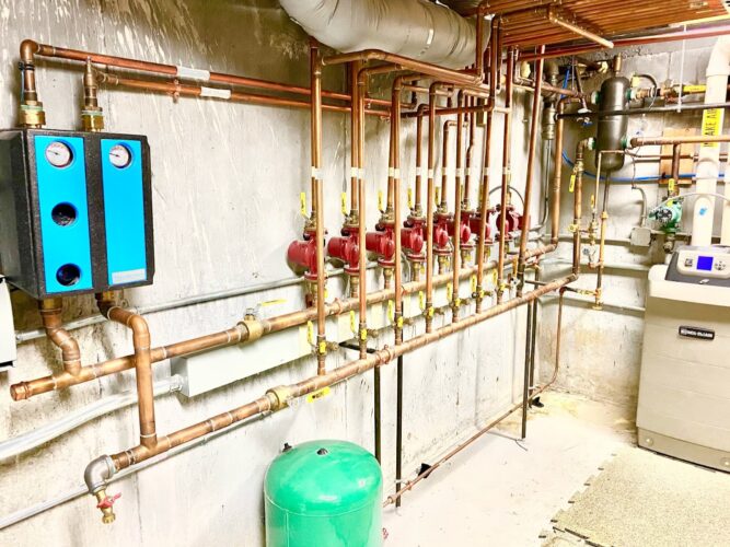 Emergency plumber in Clinton Monroe Home Solutions Emergency plumber in Clinton Monroe Home Solutions