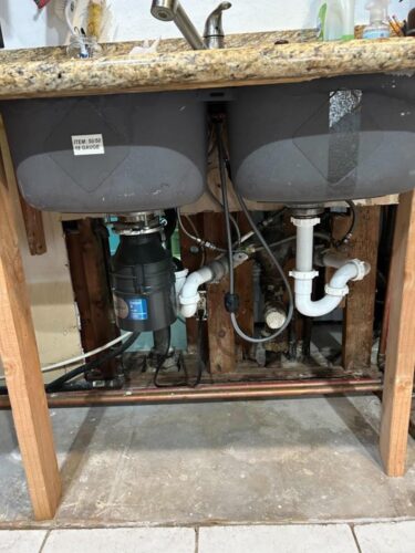 Emergency plumber in Orange Plumber's Kingdom
