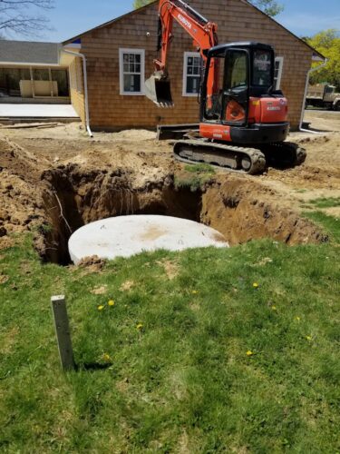 Emergency plumber in East Hampton Quackenbush Cesspools Inc Emergency plumber in East Hampton Quackenbush Cesspools Inc