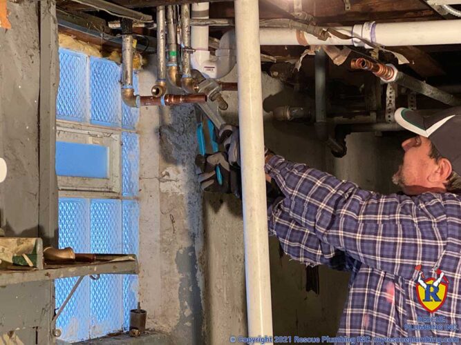 Emergency plumber in Chicago Rescue Plumbing