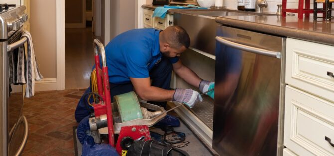 Emergency plumber in Diamond Bar Rooter Hero Plumbing & Air of San Gabriel Valley