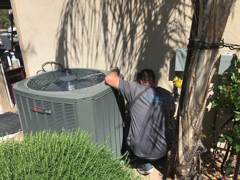 Emergency plumber in Las Vegas Simply Cooling Heating & Plumbing