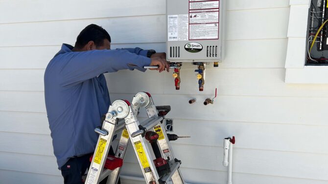 Emergency plumber in Cerritos Soo Hipp Plumbing and Drains of Cerritos Emergency plumber in Cerritos Soo Hipp Plumbing and Drains of Cerritos
