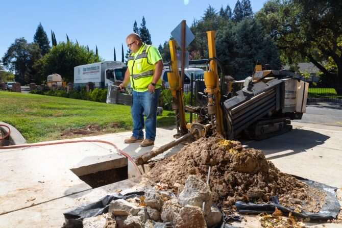 Emergency plumber in Sacramento The Trenchless Co.