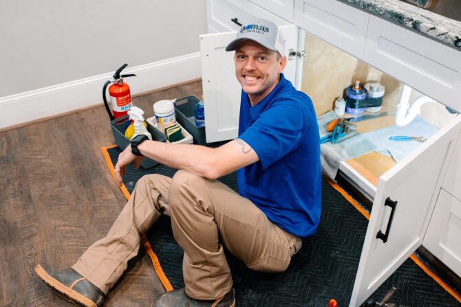 Emergency plumber in Raeford Thomas Plumbing & Pipe Lining