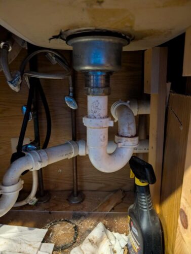 Emergency plumber in Detroit Whitney Services