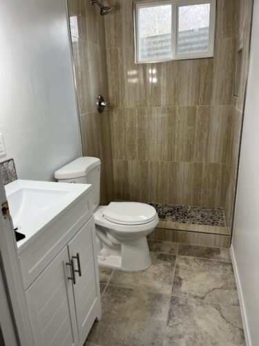 Emergency plumber in Kirkland Xpress Plumbing and Construction