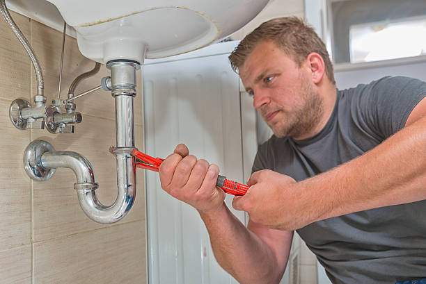 Emergency plumber in Long Beach Zenith Long Beach Plumbing Solutions