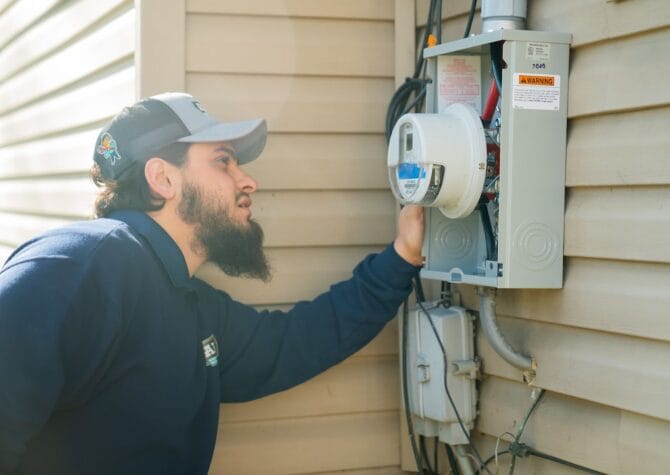Emergency plumber in Huber Heights Apex Pros Plumbing, Electrical, Heating and Air Emergency plumber in Huber Heights Apex Pros Plumbing, Electrical, Heating and Air