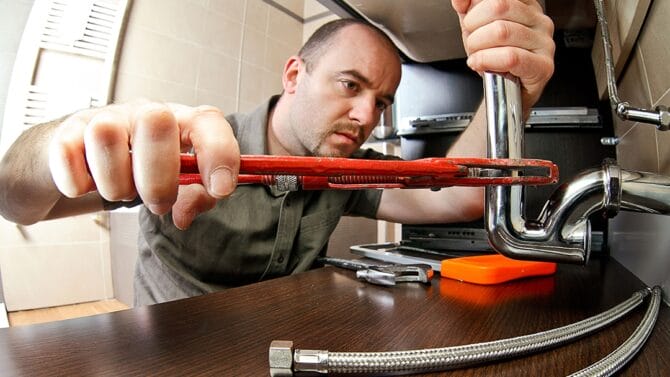 Emergency plumber in St. Petersburg Bob Frank Sewer & Drain Cleaning