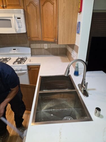 Emergency plumber in San Diego Coastal Rooter - San Diego Plumbing
